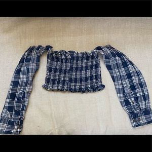 LF long-sleeved cropped top